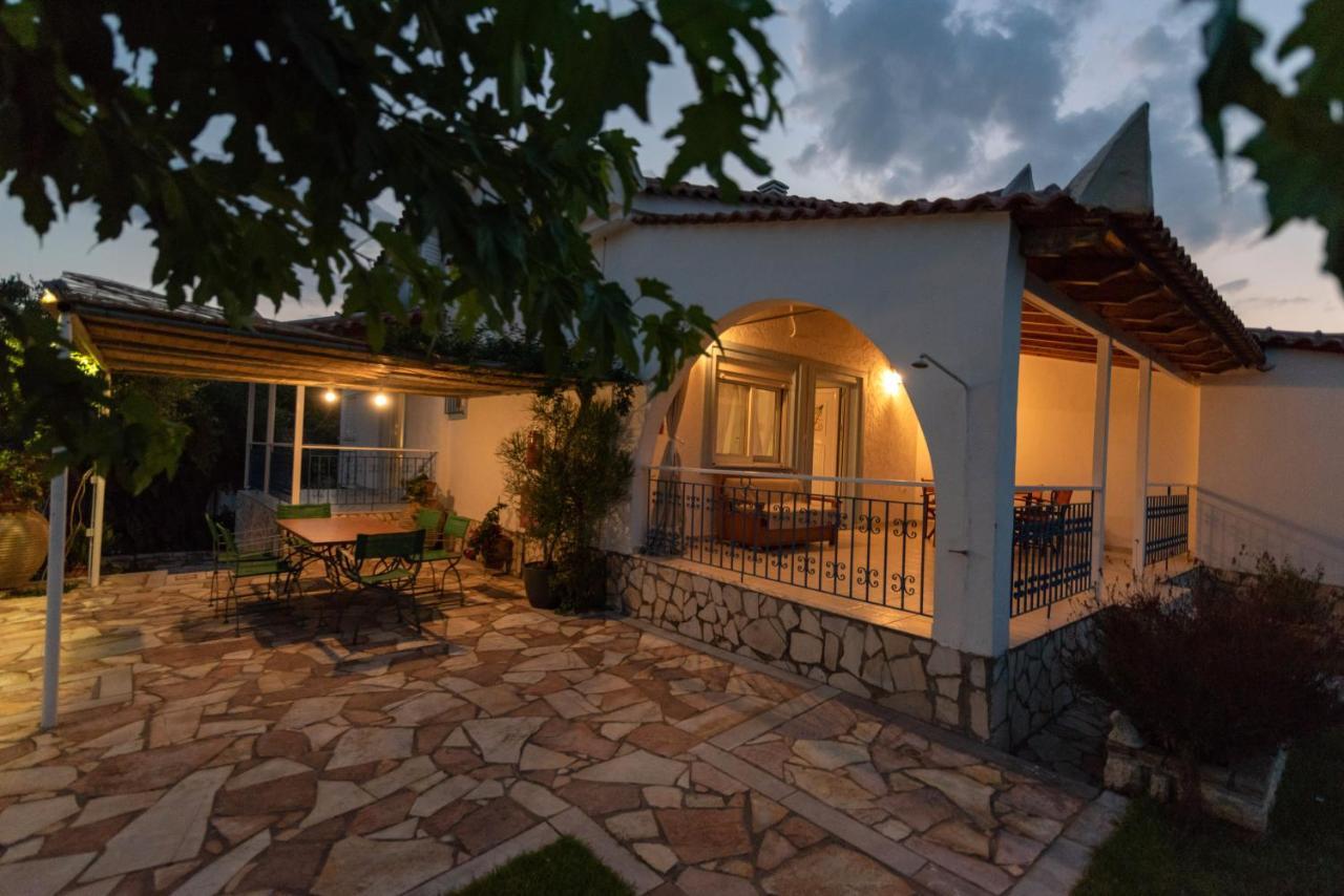 Villa Tasos Koutsoubos Koróni Exterior foto